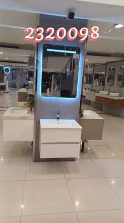 مغسلة خشب BMF صيني أبيض مع حوض سيراميك 60 سم مع مراية LED