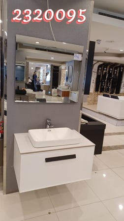 مغسلة خشب BMF صيني أبيض مع رخام و حوض فوق 80 سم مع مراية LED