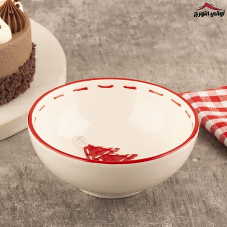 بادية شجرة الأرز أحمر