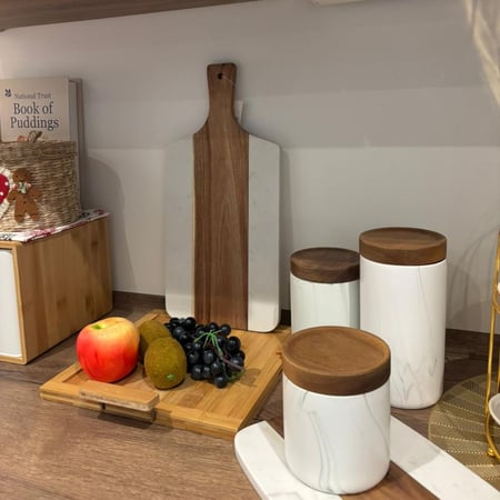 لوح تقطيع خشب وماربل ابيض