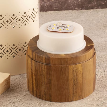 مبخر و مئذنة (إلهام)