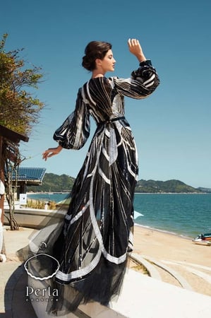 فستان تول كلوش شك كامل و تطريز مع بطانه داخليه قصيره