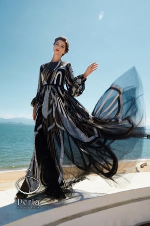 فستان تول كلوش شك كامل و تطريز مع بطانه داخليه قصيره