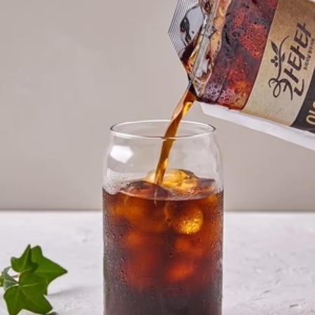 قهوة كانتاتا السوداء المثلجة 230 مل