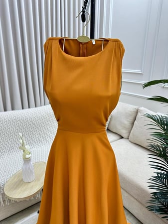 افضل فساتين العيد قصيرة بدون أكمام