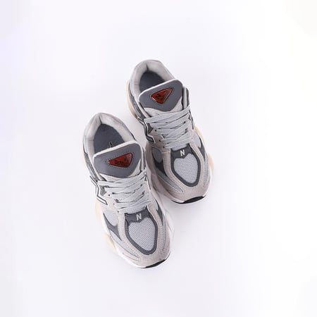 حذاء نيوستايل  رمادي بني نسائي