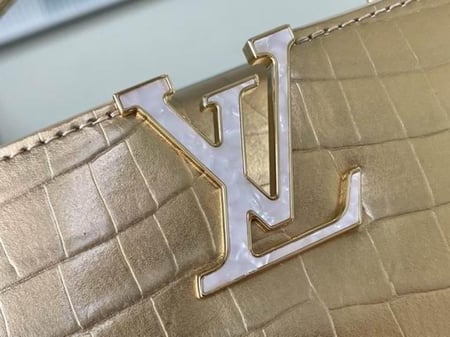 LV لويس فيتون  Capucines مقاس 21