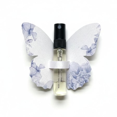 توزيعات عطر 5 مل مع كرت شكل فراشة