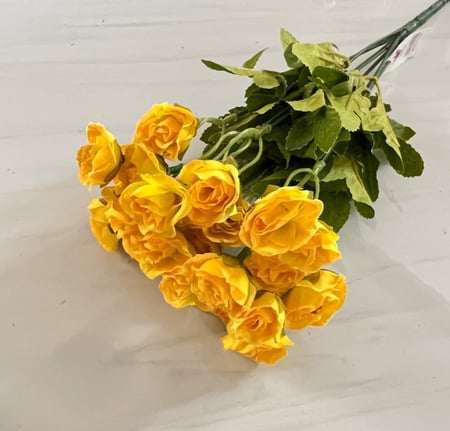 ربطة ورد رقم ( 20 )