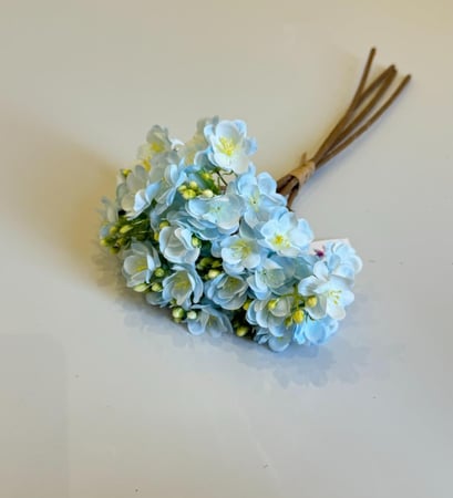 ربطة ورد رقم ( 8 )