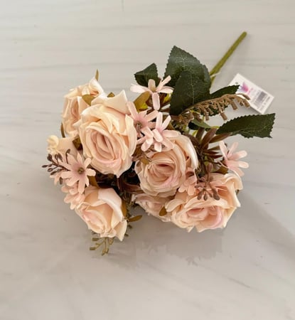 ربطة ورد رقم ( 42 )