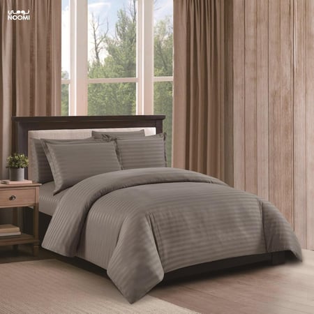 مفرش هيلتون الفندقي نفر ونص 5 قطع