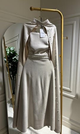 فستان مخملي