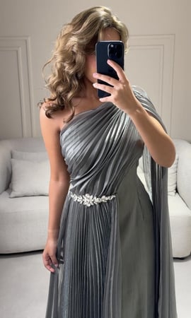 فستان سهرة طويل