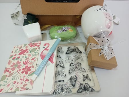 بوكس هدية مميزة ورقيقة للصديقات