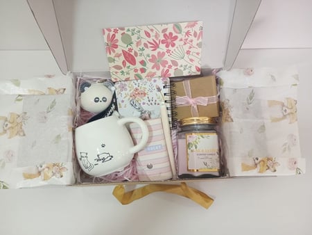 بوكس هدايا للصديقات