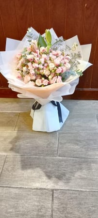 بوكيه ورد باللون الوردي