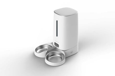 جهاز تغذية القطط الذكي