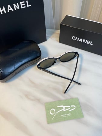 نظارات شانيل الشمسية البيضاوية