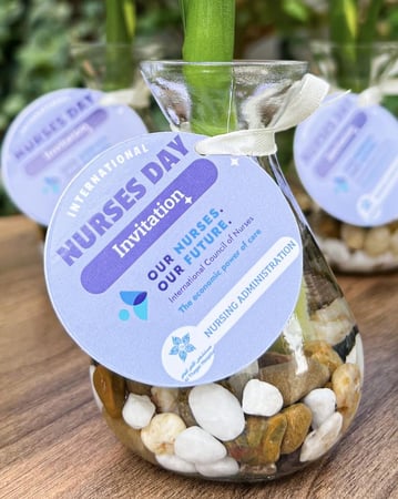 تاقات صغيرة