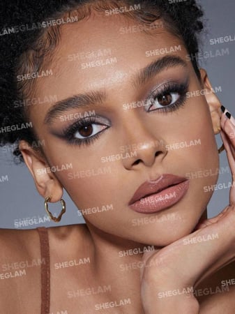 باليت آيشادو جازي جيجسو - درجة موفينج أون