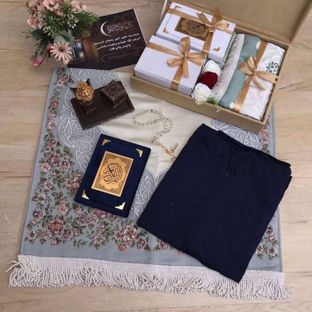 افخم هدايا رمضان طقم نسائي حسب الطلب