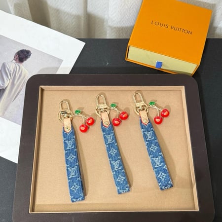 ميدالية لـويـس فيـتتـون