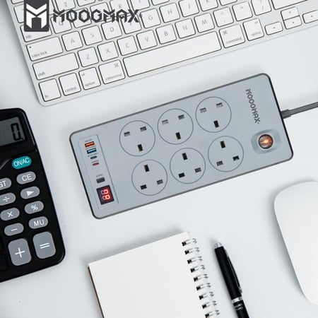 توصيلة كهربائية 6 منافذ - 3 متر MOOGMAX