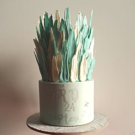 white chocolate  cake