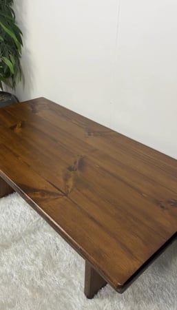 طاولة قهوه خشبية بسيطة وجميلة#3