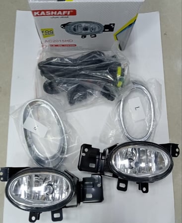 طقم كشافات ضباب هوندا اكورد موديل 2015-2016من شركة كشافي