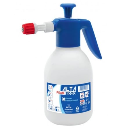 ألة رش ماء  بلاستيكية