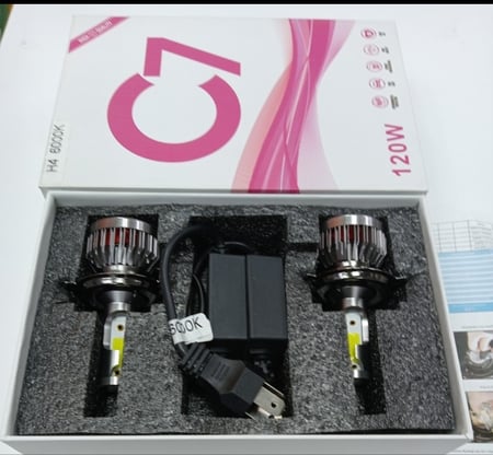 طقم ليد أمامي من C7رقم الشمعهH4