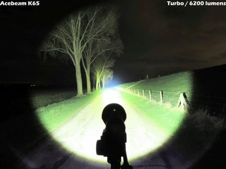 كشاف يدوي Acebeam K65