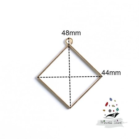 372 - تعليقة شكل معين كبير لون ذهبي
