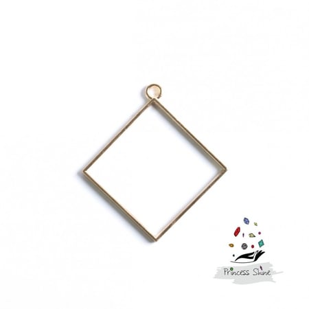 372 - تعليقة شكل معين كبير لون ذهبي