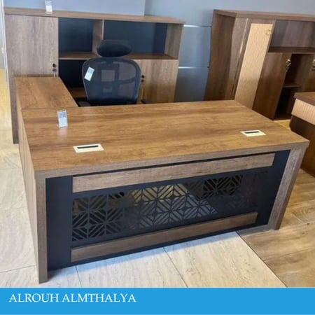 طقم مكتب مع سكرتاريه 160و180سم لون جملي