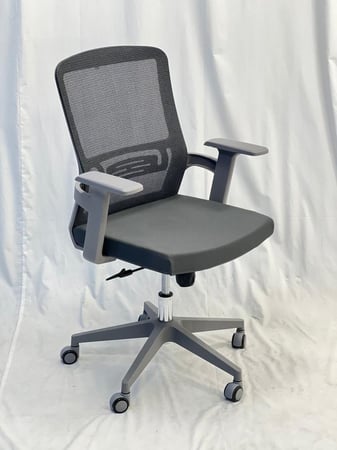 كرسي مكتب رمادي