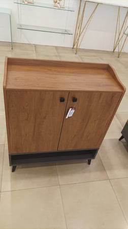 دولاب بابين بني