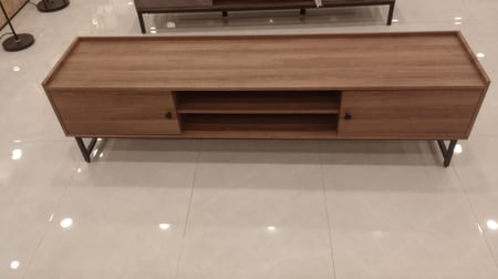طاولة تلفزيون بني مقاس 160و180و200 سم
