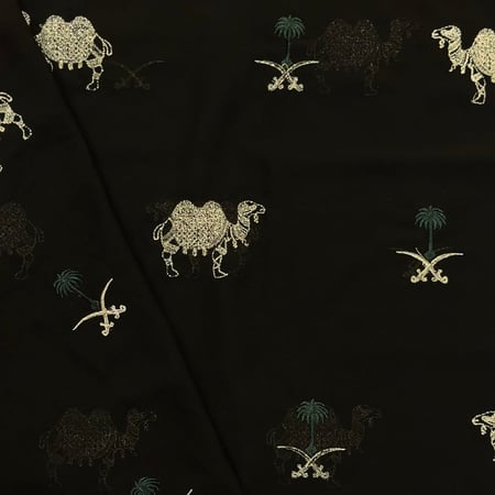 طرحه بصناعه فاخره مع شعار الممكله و  تطريز الجمل العربي ( اخضر ذهبي )