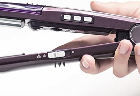 مكواة فرد الشعر بالبخار من بيبي لايس