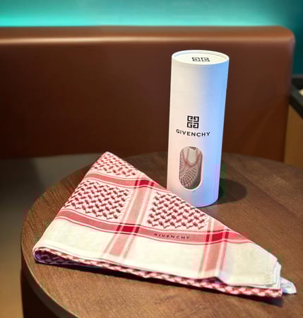 عرض ثلاثه شماغ جفنشي بسعر اثنين - متجر شماغ شوب