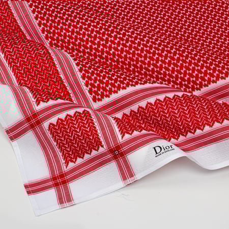 شماغ ديور أحدث إصدار 2025 - متجر شماغ شوب