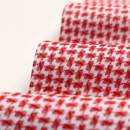 شماغ أحمر ماركة  سيار سيجنتشر ال بخامة قطنية فاخرة  عالية الجودة