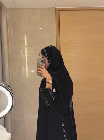 عباية اصالة تحديد ابيض