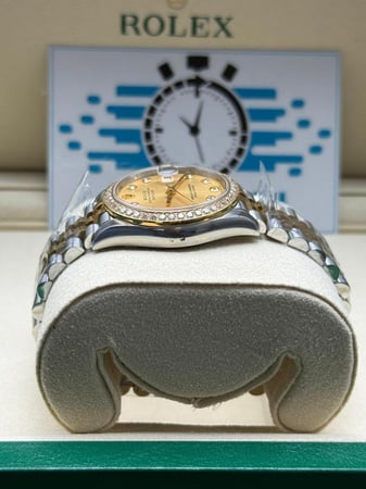 ساعة رولكس ديت جست نسائية سوبر كلون