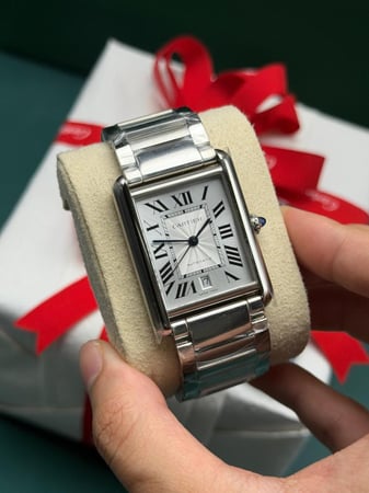 ساعة كارتير تانك موست XL سوبر كلون