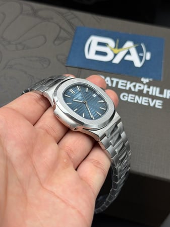 ساعة باتيك فيليب نوتلس سوبر كلون