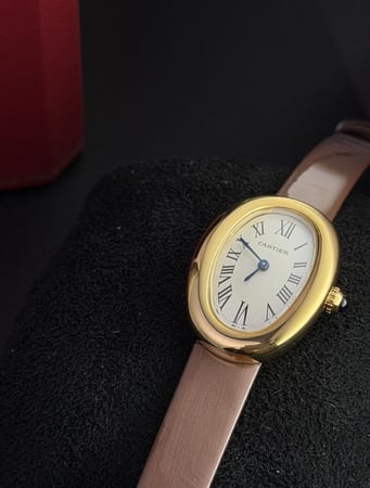 ساعة بينوار جلد بني سوبر كلون